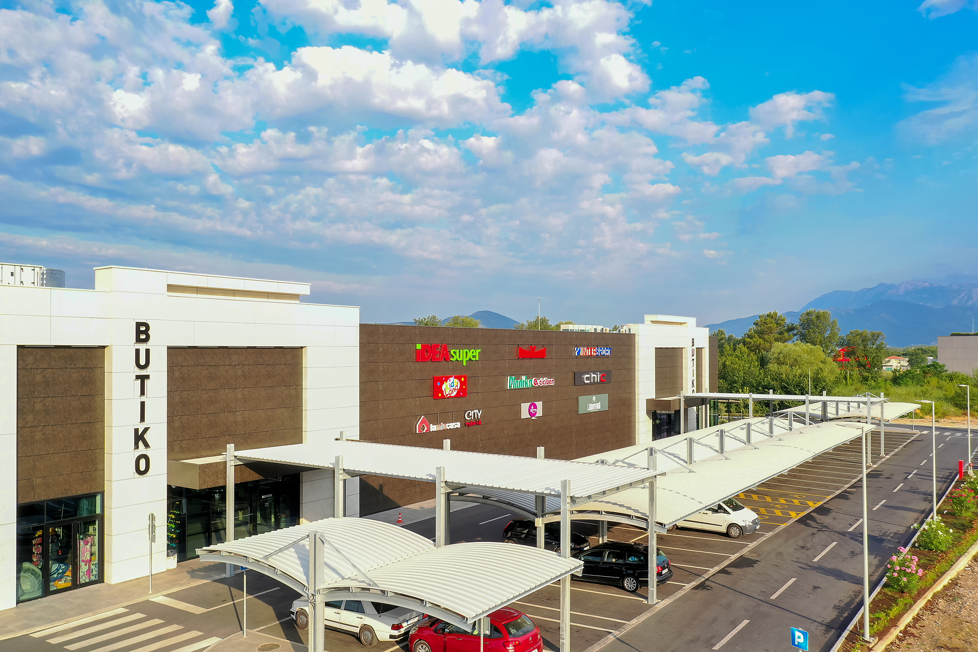 Čelebić kompanija izgradila tržni centar Butiko